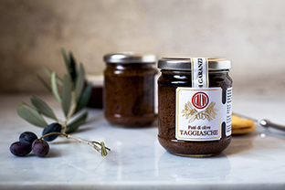Pate' di olive Taggiasche  Calvi